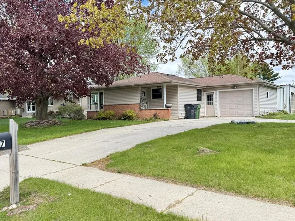 547 E Church STREET, Mishicot, WI 54228