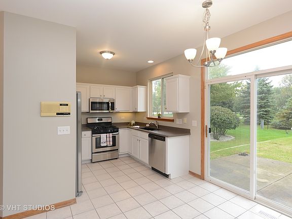 5th image of 3330 Savanna Ln