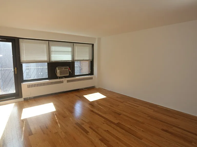6118 N Sheridan Rd #8021 — Photo 8
