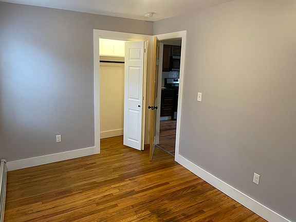 3rd image of 4 De Soto St Floor 2