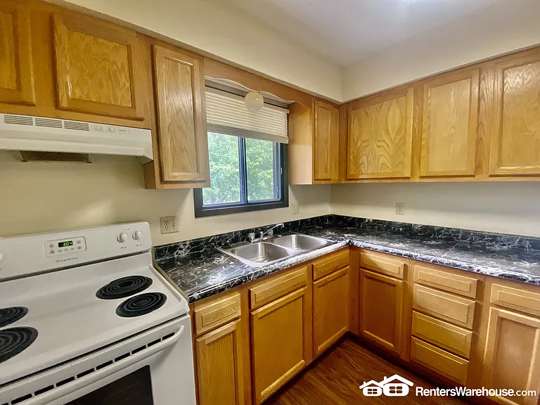 206 N Madison St #4 — Photo 10
