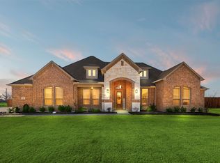 121 Muscogee Dr, Waxahachie, TX 75165