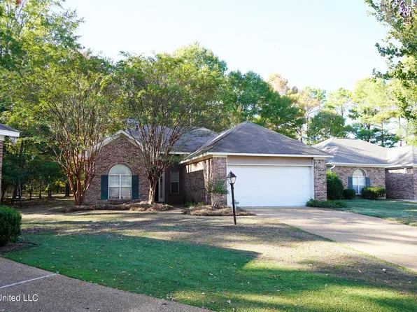 1018 Camdenmill Dr, Ridgeland, MS 39157