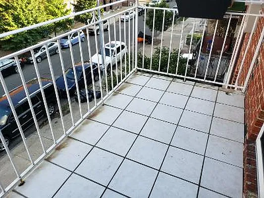 Rented by US # 1 Realty | media 3