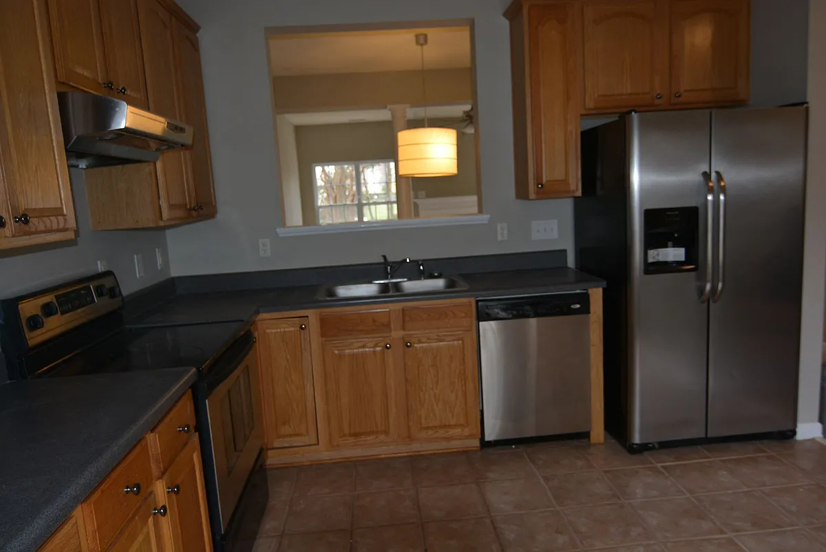 Building Photo - 25 Edgebrook Cir