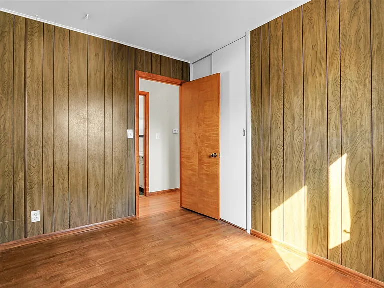9 Glenview Dr — Photo 14