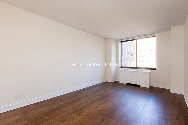 Rented by Mirador Real Estate | media 40