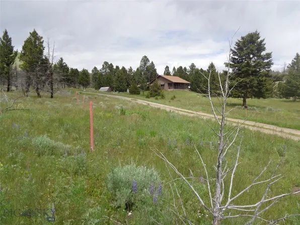 25 Scenic Dr, Whitehall, MT 59759