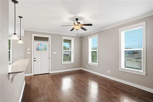 5617 Spain St — Photo 5