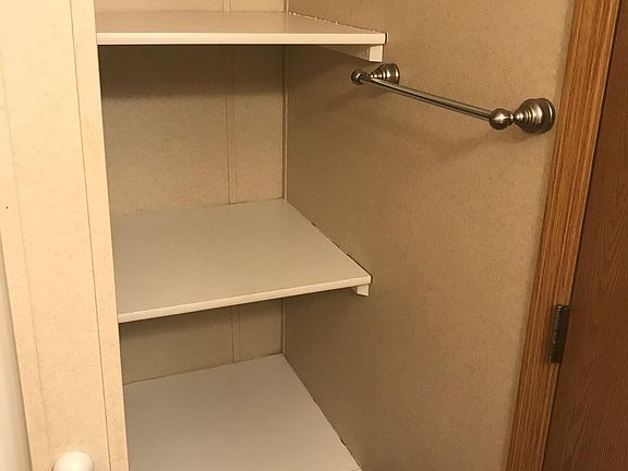 3rd image of 103 Spring Creek Dr Unit 19