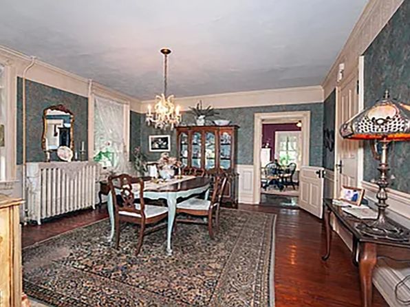 42 N Main St,, Quakertown, PA