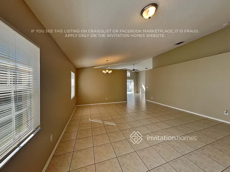 1734 Bridgeview Cir — Photo 3