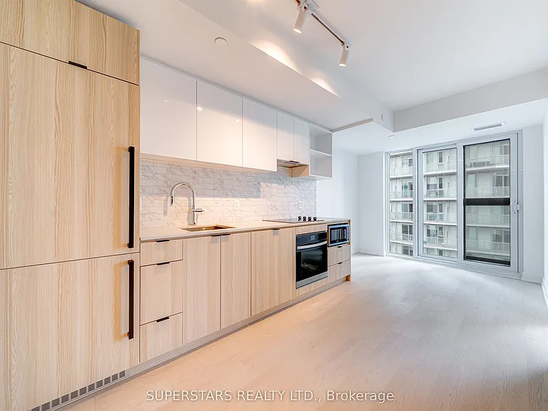 252 Church St #3209 — Photo 6