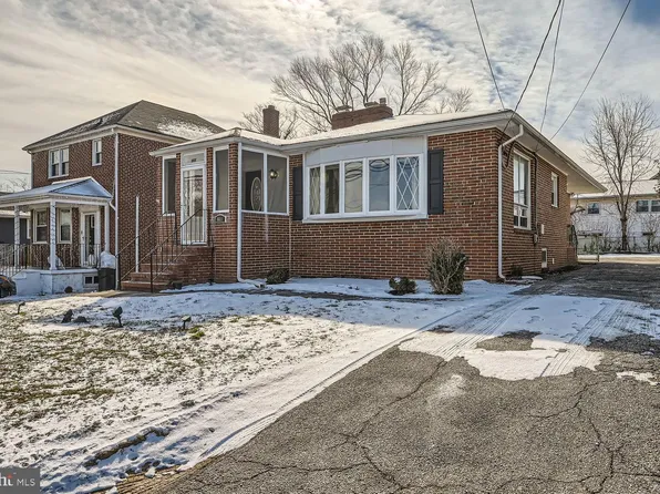 6611 Golden Ring Rd, Baltimore, MD 21237