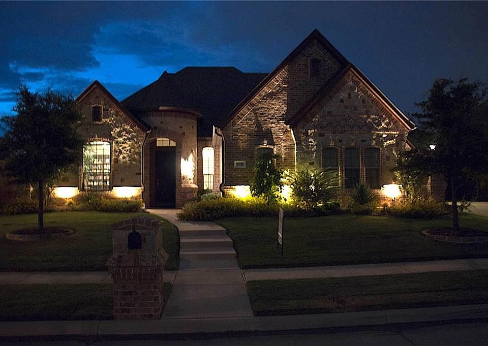 1st image of 8941 Souththorn Dr