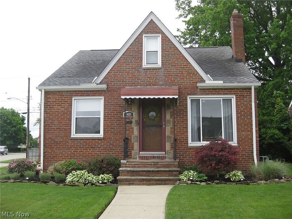 1st image of 8123 Deerfield Dr