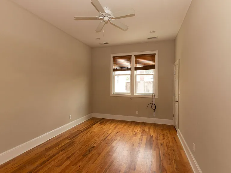 174 College Ave #D — Photo 5
