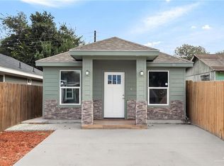 830 N Martinez Ave, Weslaco, TX 78596