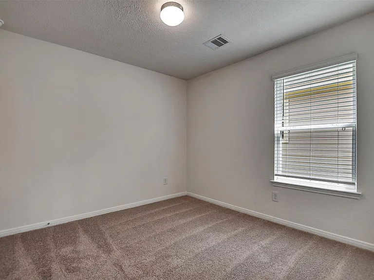 18214 Sessile Oak Dr — Photo 32