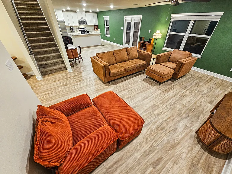 5440 Leeds Ln — Photo 8