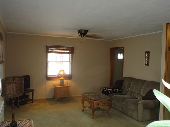 4th image of 8118 262nd St