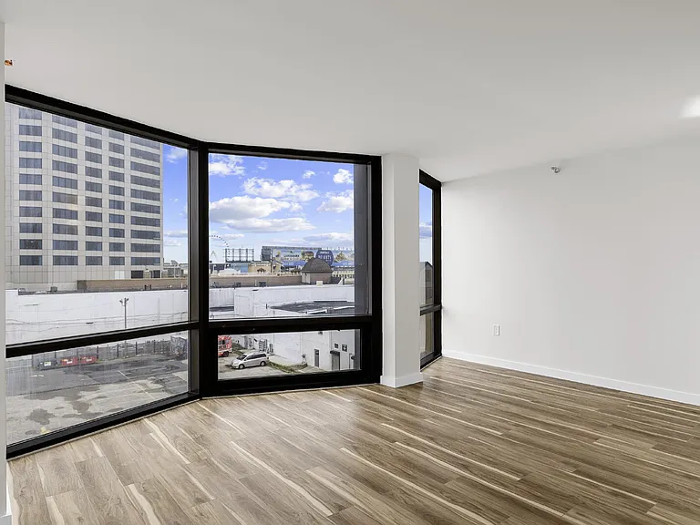 190 S Kentucky Ave #401 — Photo 9