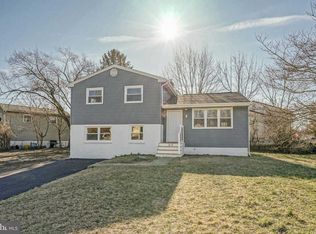 2018 S Winthrop Ave, Clementon, NJ 08021