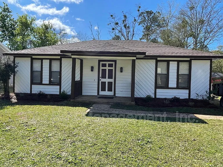 4127 Springdale Rd — Photo 1
