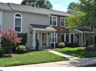 2014 Beacon Hill Dr, Holland, PA 18966