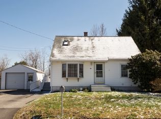 47 Applevale Dr, Dover, NH 03820