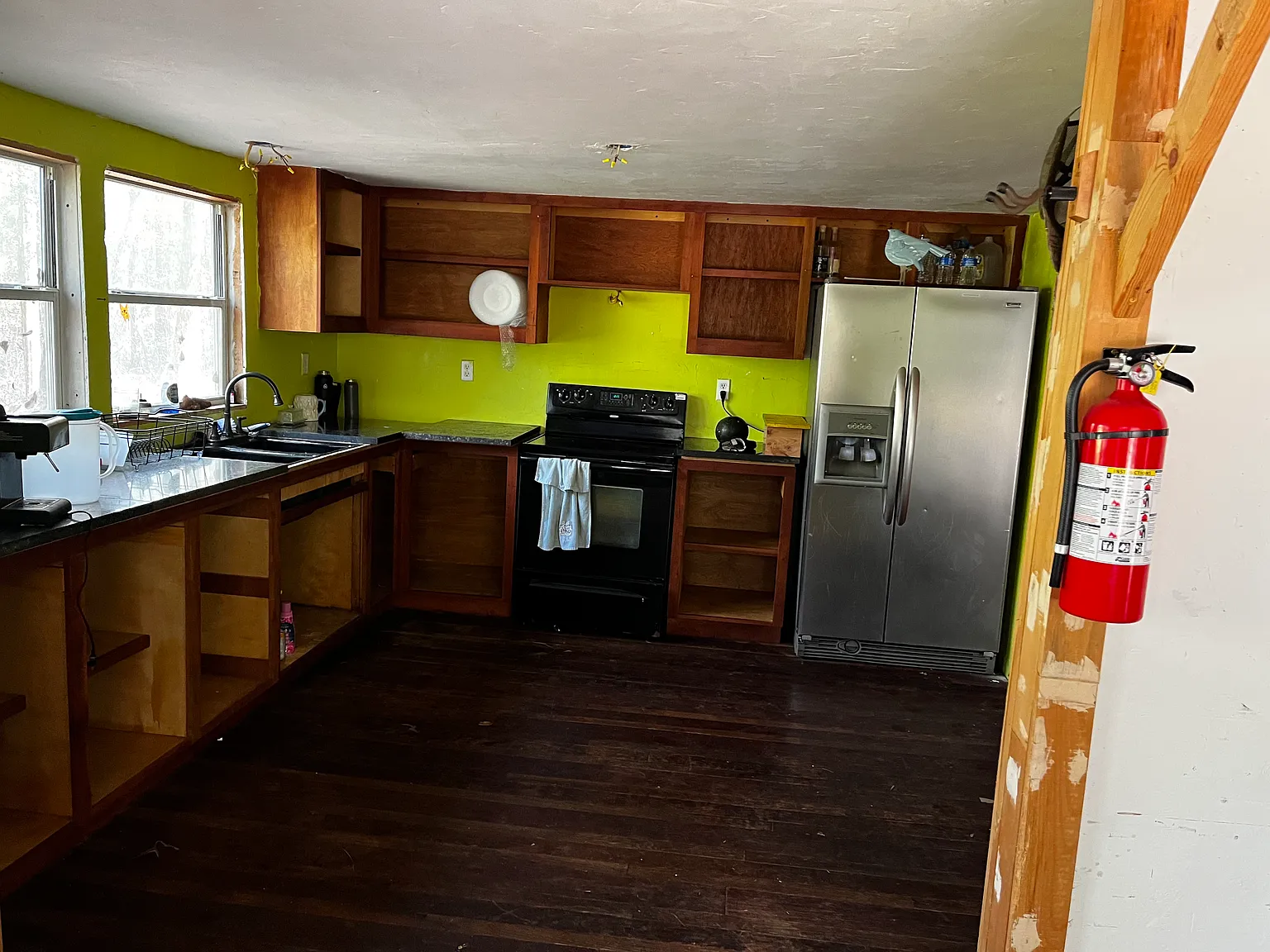 1175 Hawkins Rd — Photo 2
