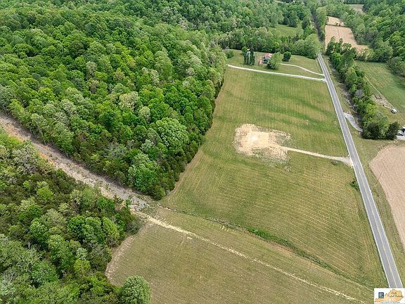 3rd image of 7026 Breeding Rd