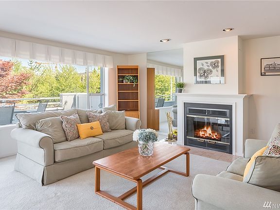 3rd image of 555 Kirkland Way Unit 201