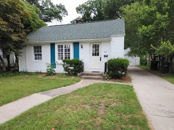 1443 Sorin St, South Bend, IN 46617