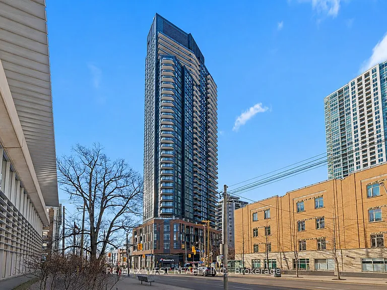 159 Wellesley St E #2006 — Photo 32