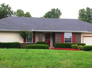 1503 Twin Lakes Dr, Rogers, AR 72756