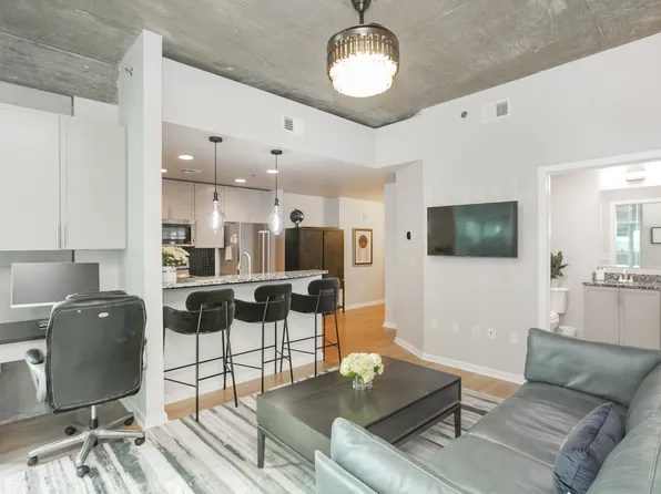 415 Church St APT 1507, Nashville, TN 37219