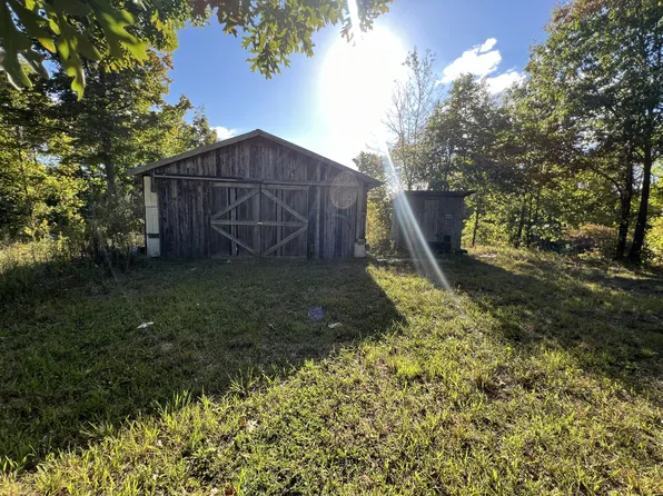 775 Jim Weaver Rd, Crab Orchard, KY 40419