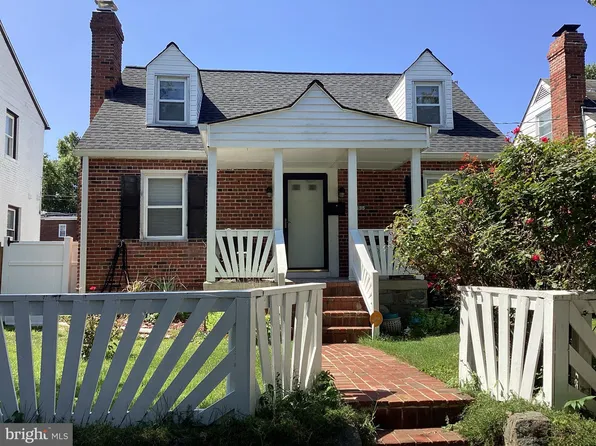 435 Newcomb St SE, Washington, DC 20032