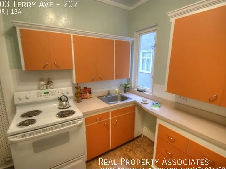 403 Terry Ave #207 — Photo 2