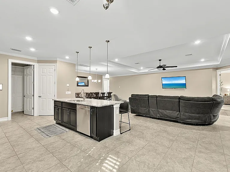 3391 Acapulco Cir — Photo 29