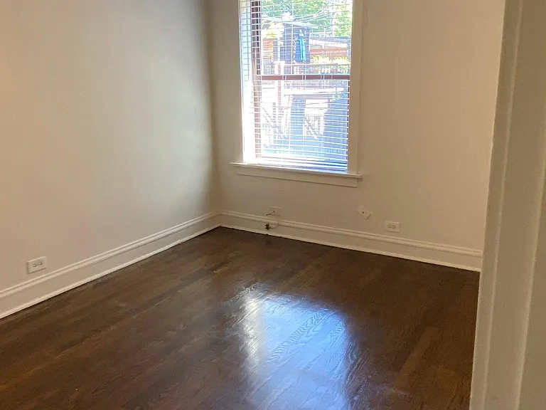 1253 W Henderson St #1 — Photo 23