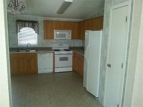 4th image of 1470 W Comfy Ct Lot 15