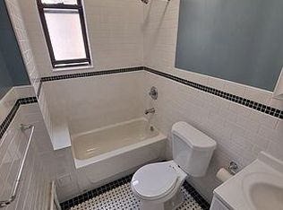 39-31 24th St #19, Long Island City, NY 11101