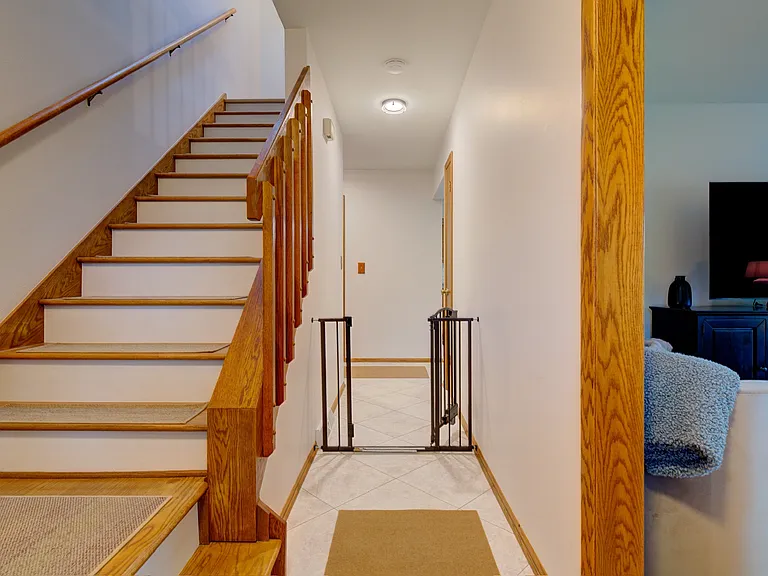 S79W17090 Pamela Ct — Photo 27