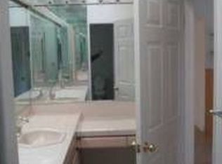 18521 Tarzana Dr, Tarzana, CA 91356