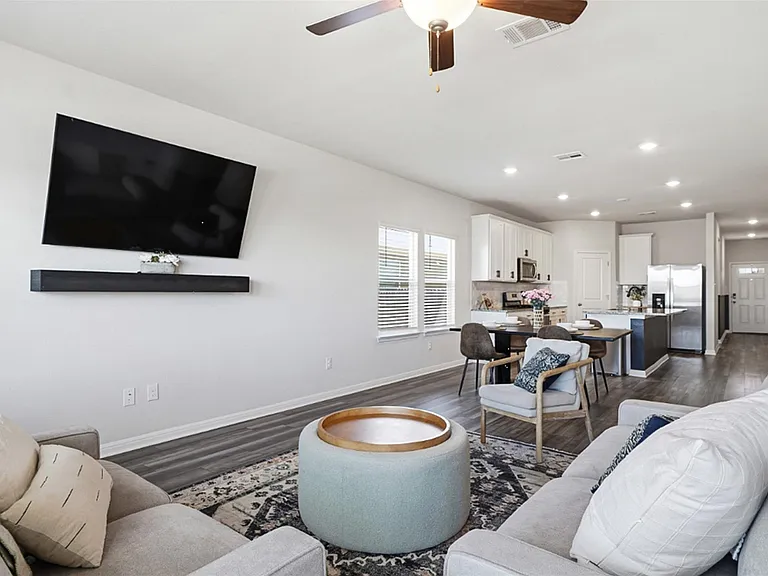 111 Granite Dome Dr — Photo 2