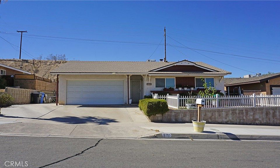 1st image of 920 Linda Ln