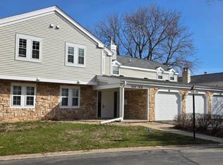 7824 E Oakbridge Way, Madison, WI 53717