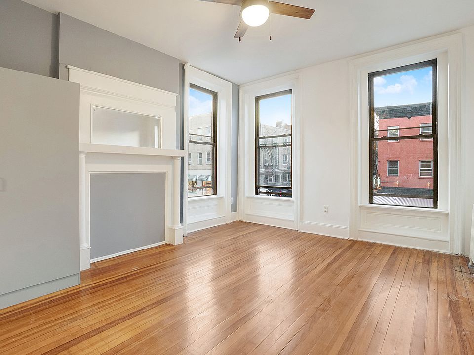 1st image of 359 Sackett St APT 2
